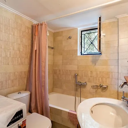 Verga Majestic Sunsets - Elegant & Secluded Retreat