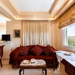 Verga Majestic Sunsets - Elegant & Secluded Retreat Villa Kalamata