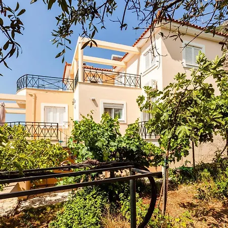 Verga Majestic Sunsets - Elegant & Secluded Retreat Villa