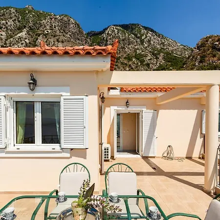 Verga Majestic Sunsets - Elegant & Secluded Retreat *