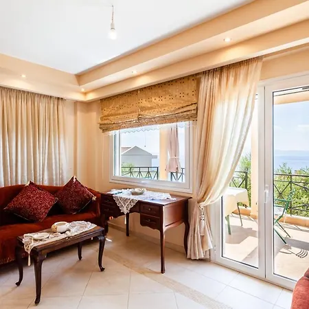 Verga Majestic Sunsets - Elegant & Secluded Retreat Villa