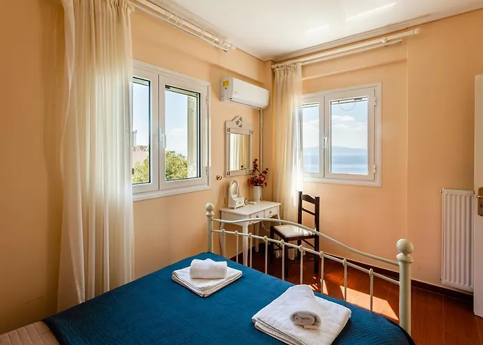 Verga Majestic Sunsets - Elegant & Secluded Retreat Kalamata