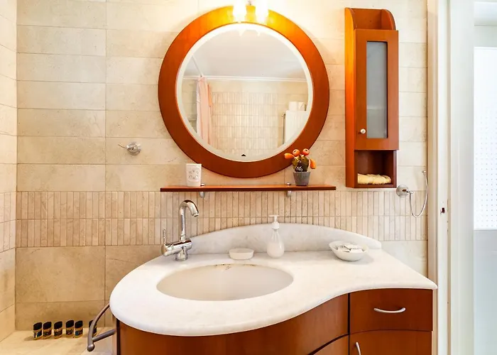 Вилла Verga Majestic Sunsets - Elegant & Secluded Retreat