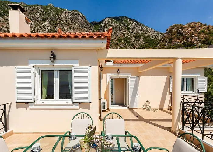 Verga Majestic Sunsets - Elegant & Secluded Retreat *