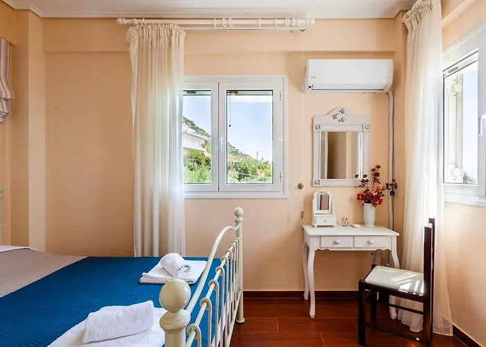 Verga Majestic Sunsets - Elegant & Secluded Retreat 빌라