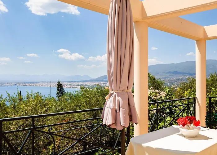 Verga Majestic Sunsets - Elegant & Secluded Retreat Kalamata