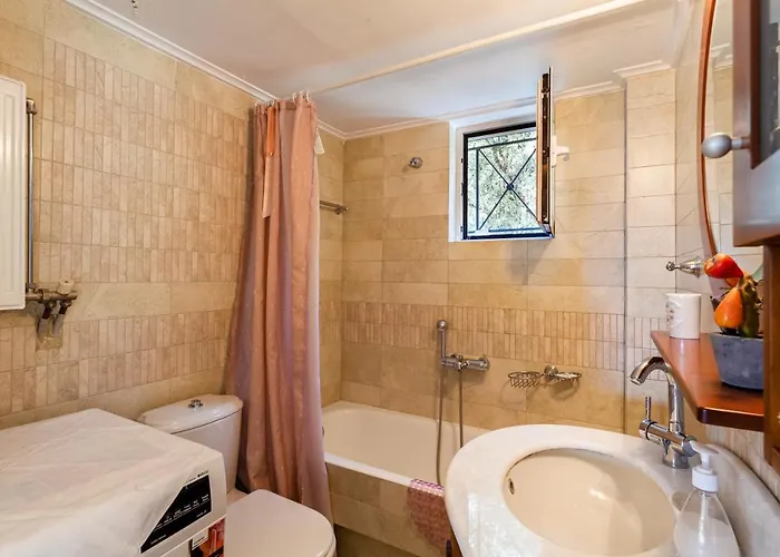 Verga Majestic Sunsets - Elegant & Secluded Retreat